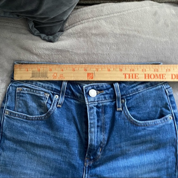 Levi’s 721 Distressed High Rise Skinny Jeans - Picture 6 of 9